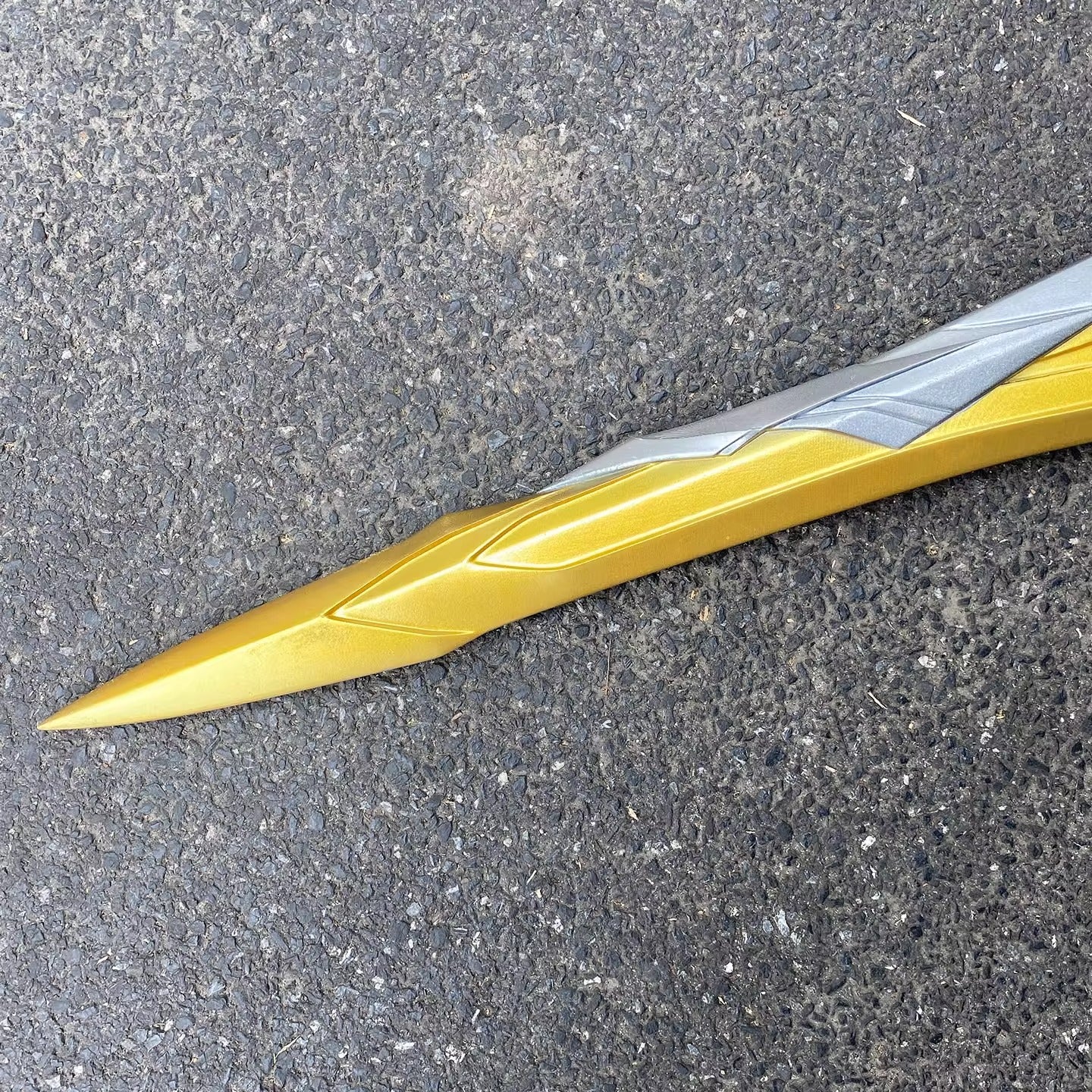 Azuiblc 崩壊スターレイル ファイノン 剣 PU製110cm 金銀塗装 立体造型 コスプレ武器 武器 PU製  武器 コスプレ道具 - Azuiblc